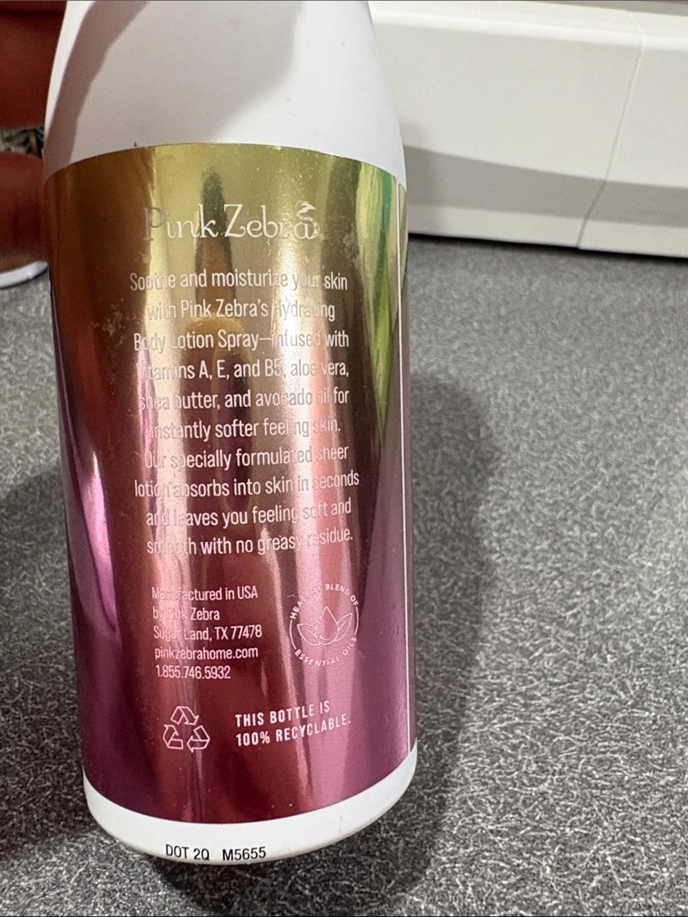Pink Zebra Hydrating Body Lotion Spray - Nectarine & Sweet Pea